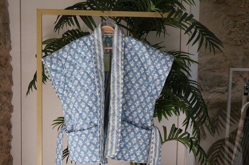 Colete Quimono Acolchoado "Garden Breeze" com Padrão Floral